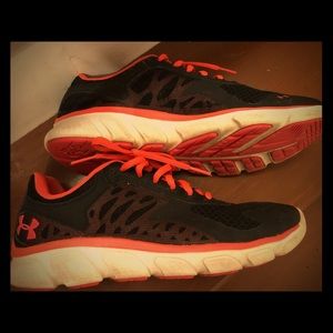 Under Armour Tennis shoes